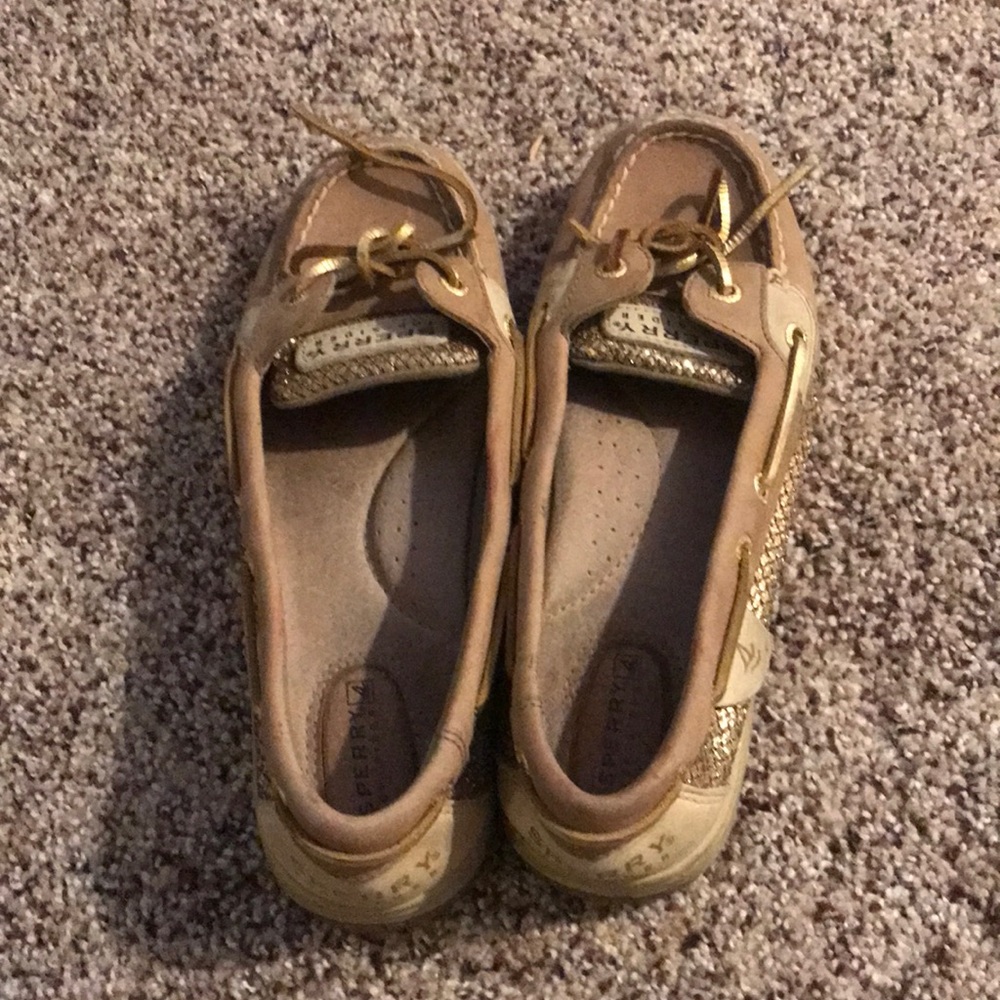 💛Gold Sperrys!!!!💛